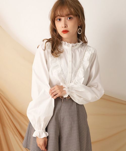 one after another NICE CLAUP（ワンアフターアナザーナイスクラップ）の「プチハイ フリルブラウス（シャツ/ブラウス・レディース・オフホワイト/モカ/ベージュ/ブラウン・FREE）」の3枚目の写真