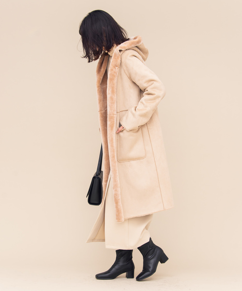 Aunt Marie's(アントマリーズ)の「AUNT MARIE'S フェイクレザーショートブーツ(ブーツ・レディース・ブラック/ベージュ・MEDIUM/LARGE)」の21枚目の写真