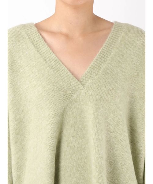 Ungrid（アングリッド）の「Vネックルーズワイドニット（ニット/セーター・レディース・イエロー/アイボリー/ミント・FREE）」の5枚目の写真