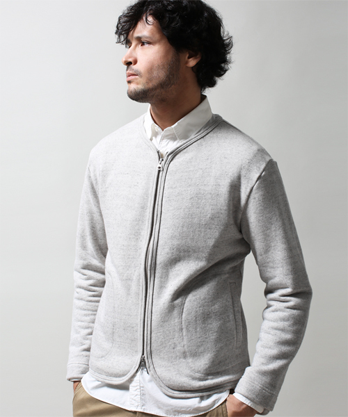 NANO universe（ナノユニバース）の「TABLOID NEWS(タブロイドニュース)/ TN別注吊り裏毛ジップカーデ（カーディガン/ボレロ・メンズ・グレー/ライトグレー・SMALL/X-LARGE/MEDIUM/LARGE）」の18枚目の写真