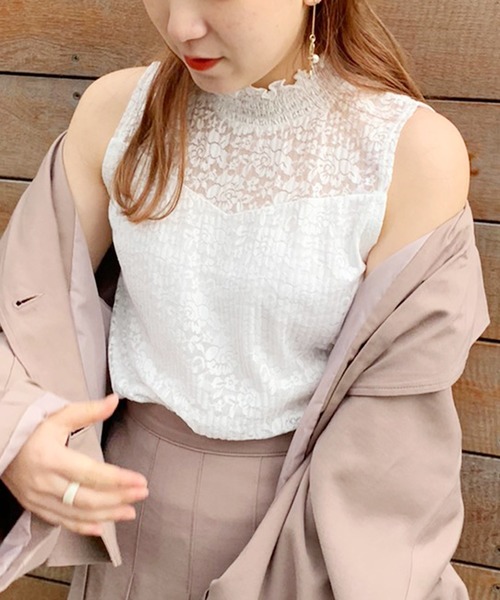 apres jour(アプレジュール)の「レースプリーツハイネックタンク【ZOZOTOWN限定アイテム】(タンクトップ・レディース・ブラック/オフホワイト/ライトベージュ・フリー)」の2枚目の写真