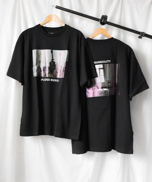 Pledge（プレッジ）の「/pledge/ビッグシルエット　グラフィックデザインTシャツ（Tシャツ/カットソー・レディース・ホワイト系その他/ブラック系その他/ホワイト系その他2/ホワイト系その他3/ホワイト系その他4/ホワイト系その他5/ホワイト系その他6/ブラック系その他2/ブラック系その他3/ブラック系その他4/ブラック系その他5/ブラック系その他6・LARGE/MEDIUM）」の10枚目の写真