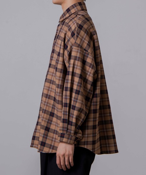 WEGO(ウィゴー)の「WEGO/TRチェックビッグシルエットシャツ(シャツ/ブラウス・メンズ・ブラウン系その他2/ブラウン系その他3/ベージュ系その他2・MEDIUM/LARGE)」の21枚目の写真