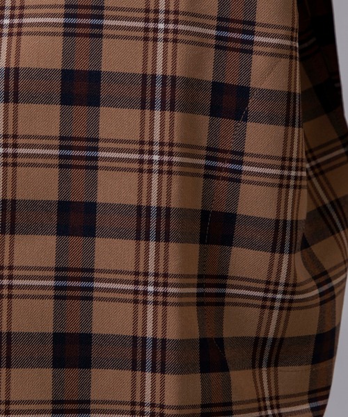 WEGO(ウィゴー)の「WEGO/TRチェックビッグシルエットシャツ(シャツ/ブラウス・メンズ・ブラウン系その他2/ブラウン系その他3/ベージュ系その他2・MEDIUM/LARGE)」の6枚目の写真
