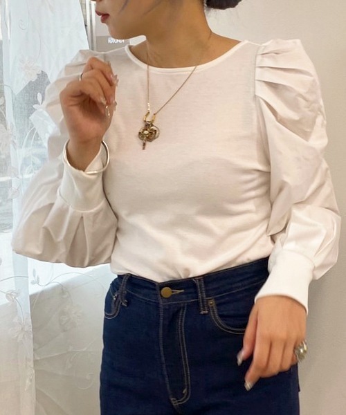 apres jour(アプレジュール)の「袖コンシャスバックリボントップス【ZOZOTOWN限定アイテム】(Tシャツ/カットソー・レディース・モカ/オフホワイト・フリー/X-LARGE)」の3枚目の写真