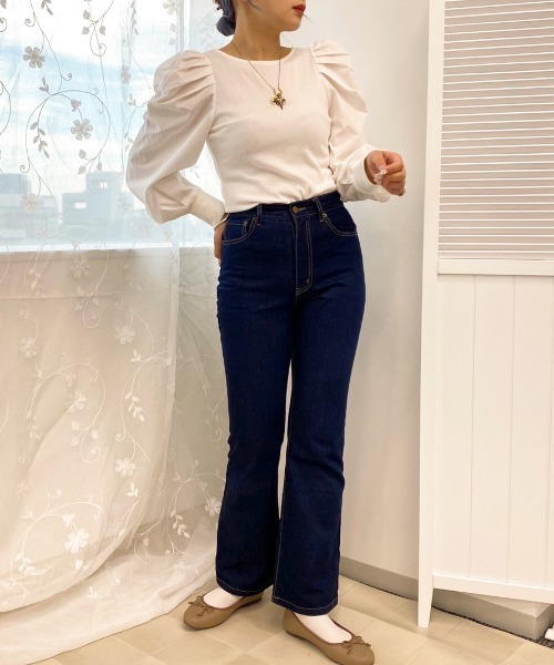 apres jour(アプレジュール)の「袖コンシャスバックリボントップス【ZOZOTOWN限定アイテム】(Tシャツ/カットソー・レディース・モカ/オフホワイト・フリー/X-LARGE)」の6枚目の写真