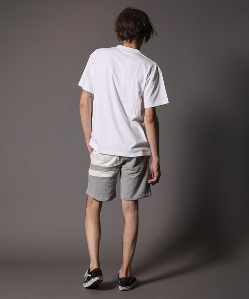 STUD MUFFIN（スタッドマフィン）の「mt6863-5.6OZコットン天竺 WHOAREYOUシークイン S-S  Tシャツ（Tシャツ/カットソー・メンズ・ホワイト/ブラック・4/2/3）」の7枚目の写真