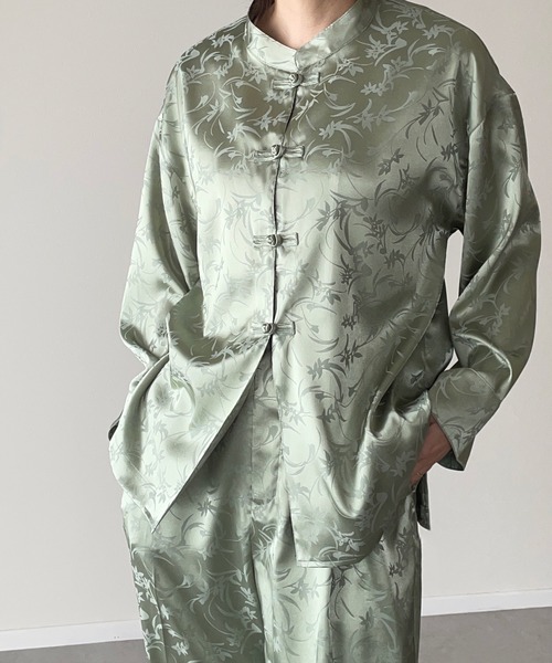 新品未使用 MSGM / マルチロゴサテンシャツ ミラノコレクション出品モデル MSGM / エムエスジーエム / NEWブラッシュストロークロゴTシャツ