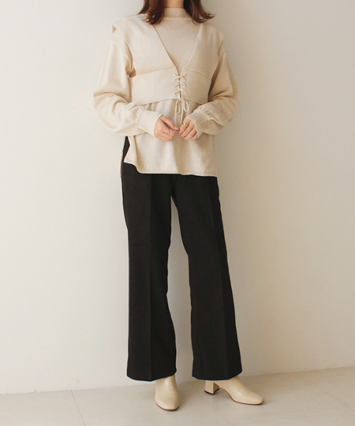 MODE ROBE（モードローブ）の「ビスチェセットニットプルオーバー（ニット/セーター・レディース・ブラック/アイボリー・FREE）」の4枚目の写真