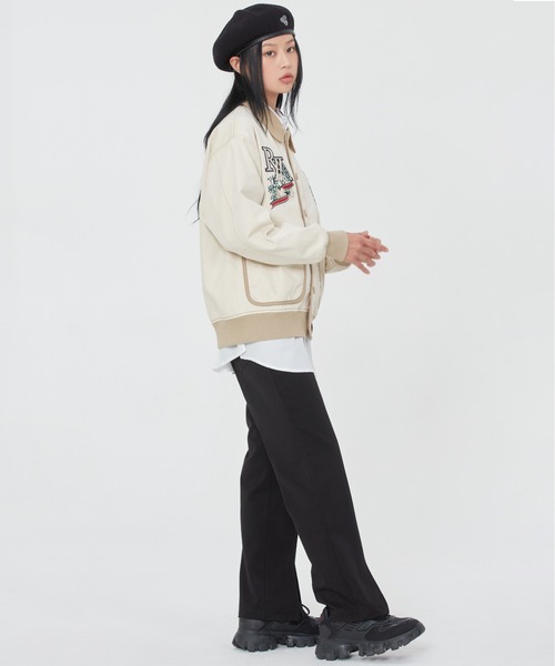 ROMANTIC CROWN（ロマンティッククラウン）の「【ROMANTIC CROWN】RMTC CLUB CARDIGAN / ロマンティッククラウン クラブ ロゴ レタードカーディガン（カーディガン/ボレロ・メンズ・オートミール/ネイビー・X-LARGE/MEDIUM/SMALL/LARGE）」の7枚目の写真