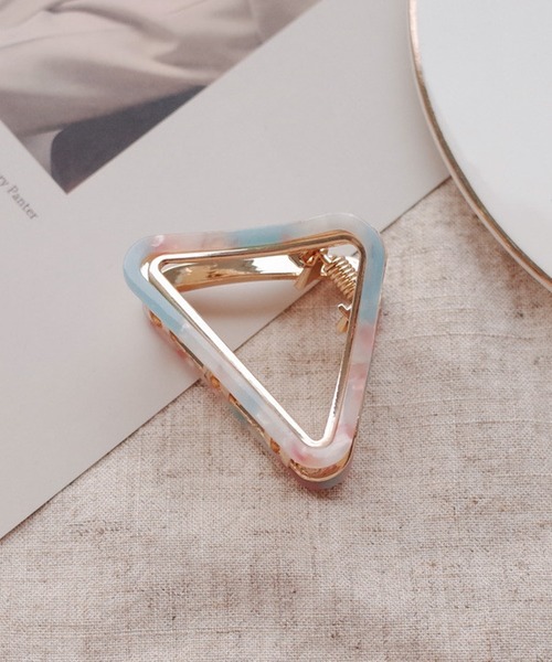 florist（フローリスト）の「アセチのべっ甲さんかくヘアクリップ（バレッタ/ヘアクリップ・レディース・ピンク/ベージュ/マルチ/ブラック/ブルー・FREE）」の4枚目の写真