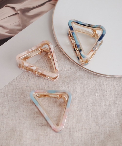 florist（フローリスト）の「アセチのべっ甲さんかくヘアクリップ（バレッタ/ヘアクリップ・レディース・ピンク/ベージュ/マルチ/ブラック/ブルー・FREE）」の7枚目の写真