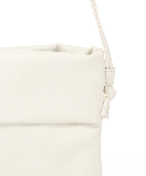 studio CLIP（スタディオクリップ）の「洗える合皮サコッシュショルダー（ショルダーバッグ・レディース・ホワイト/その他1/イエロー・FREE）」の5枚目の写真