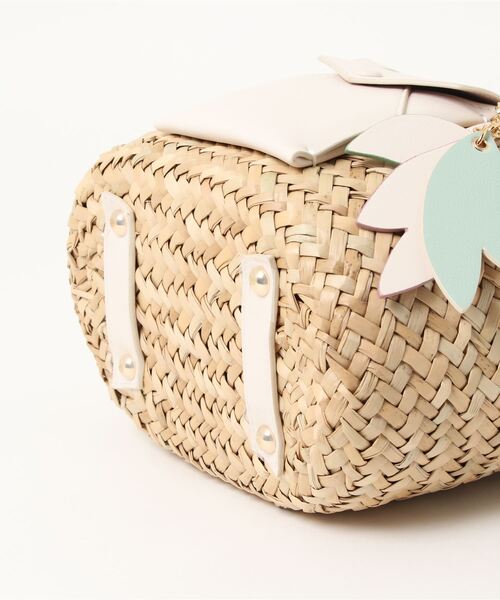 Samantha Thavasa(サマンサタバサ)の「レターポケット バケットトートバッグ 小サイズ(トートバッグ・レディース・ホワイト/ブラウン/ピンク・FREE)」の5枚目の写真