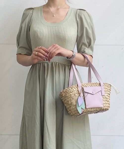 Samantha Thavasa(サマンサタバサ)の「レターポケット バケットトートバッグ 小サイズ(トートバッグ・レディース・ホワイト/ブラウン/ピンク・FREE)」の1枚目の写真