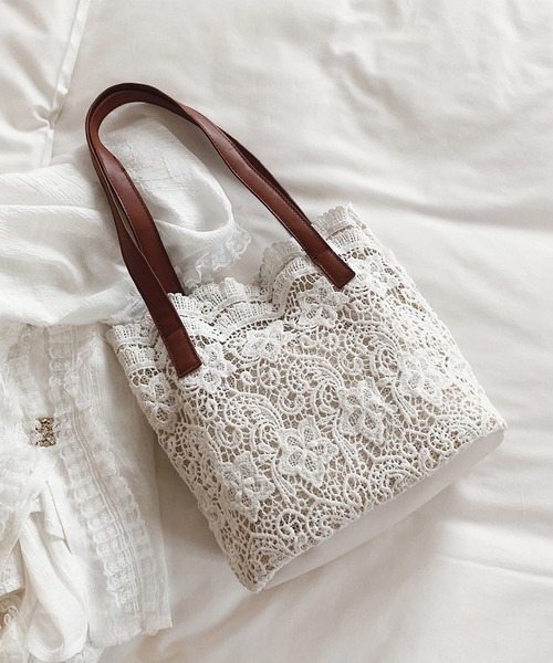 TABI PAL（タビパル）の「ポーチ付きレース刺繍トートバッグ（トートバッグ・レディース・ベージュ/ホワイト・FREE）」の9枚目の写真