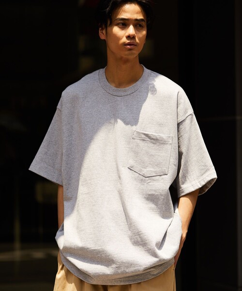 FREAK'S STORE（フリークスストア）の「HEAVY WEIGHT CREW POCKET TEE/ヘビーウェイト クルーネック ポケット Tシャツ/ヘビーオンス/ビックシルエット（Tシャツ/カットソー・メンズ・ホワイト/ブラック/ベージュ/モスグリーン/チャコール・SMALL/MEDIUM/LARGE）」の14枚目の写真