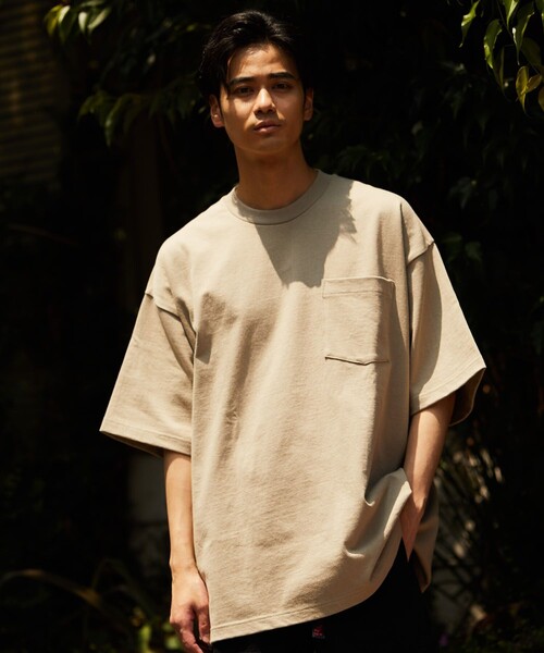 FREAK'S STORE（フリークスストア）の「HEAVY WEIGHT CREW POCKET TEE/ヘビーウェイト クルーネック ポケット Tシャツ/ヘビーオンス/ビックシルエット（Tシャツ/カットソー・メンズ・ホワイト/ブラック/ベージュ/モスグリーン/チャコール・SMALL/MEDIUM/LARGE）」の7枚目の写真