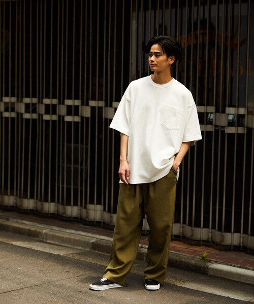 FREAK'S STORE（フリークスストア）の「HEAVY WEIGHT CREW POCKET TEE/ヘビーウェイト クルーネック ポケット Tシャツ/ヘビーオンス/ビックシルエット（Tシャツ/カットソー・メンズ・ホワイト/ブラック/ベージュ/モスグリーン/チャコール・SMALL/MEDIUM/LARGE）」の11枚目の写真