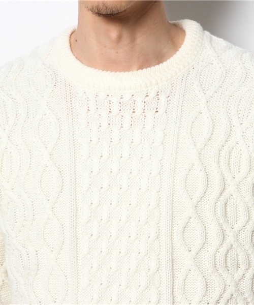 GIORDANO（ジョルダーノ）の「[GIORDANO]ローゲージフィッシャーマンクルーネックニット（ニット/セーター・メンズ・ホワイト/グレー/レッド・LARGE/MEDIUM）」の6枚目の写真