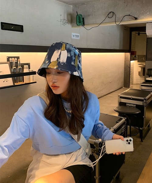 me+em select（ミームセレクト）の「ペイントデニムバケットハット【サイズ調節可能】（ハット・レディース・ライトブルー/ネイビー/ダークブルー・FREE）」の15枚目の写真