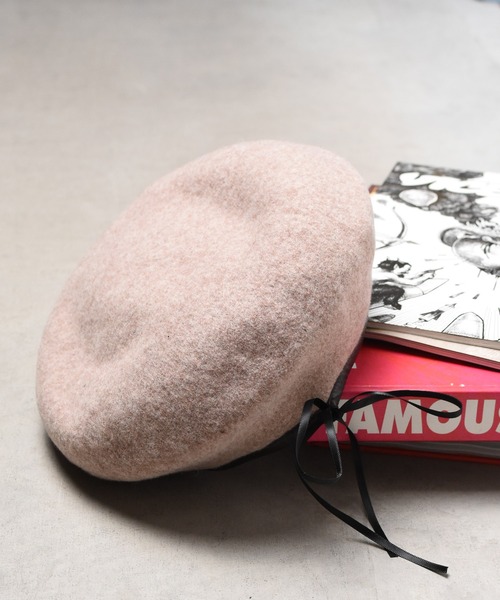 Minnetonka(ミネトンカ)の「/MINNETONKA/MT PIPNG BASQUE BERET(ハンチング/ベレー帽・レディース・ブラック/ブラウン/ベージュ系・FREE)」の1枚目の写真