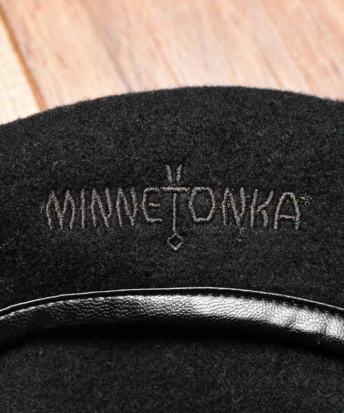 Minnetonka(ミネトンカ)の「/MINNETONKA/MT PIPNG BASQUE BERET(ハンチング/ベレー帽・レディース・ブラック/ブラウン/ベージュ系・FREE)」の6枚目の写真