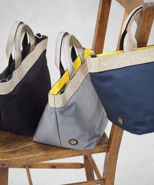 VIOLAd'ORO（ヴィオラドーロ）の「【VIOLAd'ORO/ヴィオラドーロ】GINO ナイロントートバッグ（ショルダーバッグ・レディース・ブラック/ネイビー/グレー・FREE）」の6枚目の写真