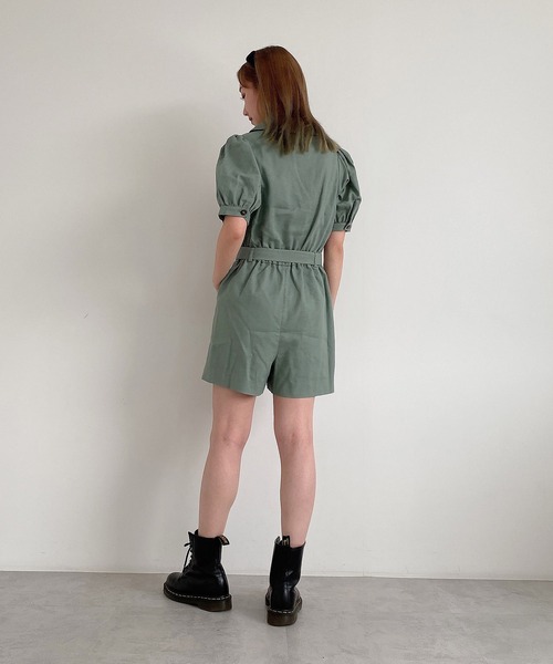 FREE'S MART（フリーズマート）の「【Sシリーズ対応】◇ダブルブレストショートコンビネゾン（サロペット/オーバーオール・レディース・ホワイト/ブラウン/ライトグリーン・SMALL/MEDIUM）」の10枚目の写真