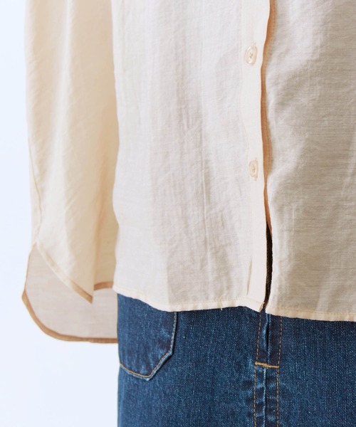 mikke（ミッケ）の「ラッフルフリル ビッグカラーブラウス（シャツ/ブラウス・レディース・ベージュ/オフホワイト/カーキ・FREE）」の10枚目の写真