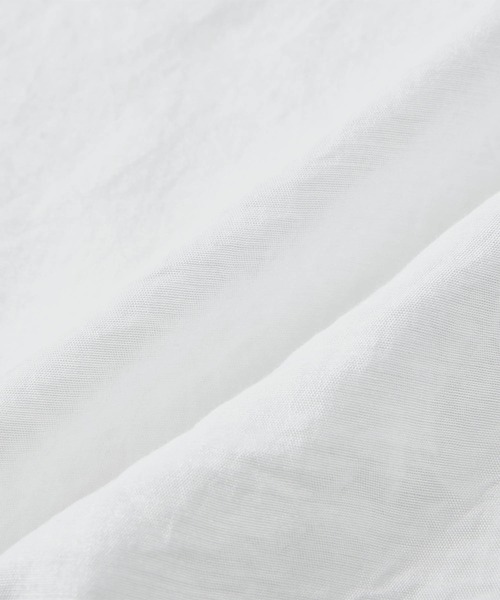 mikke（ミッケ）の「ラッフルフリル ビッグカラーブラウス（シャツ/ブラウス・レディース・ベージュ/オフホワイト/カーキ・FREE）」の15枚目の写真