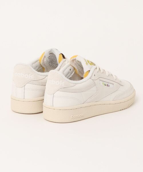 Reebok(リーボック)の「【Reebok×Danielle Guizio】CLUB C 85(スニーカー・レディース・オフホワイト・22.5cm/23cm/23.5cm/24cm/24.5cm/25cm)」の2枚目の写真