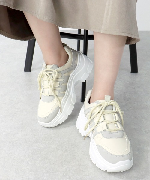 LOVEHUNTER(ラブハンター)の「Love Hunter / 厚底約6.5cmソール ダッドスニーカー(1557)(スニーカー・レディース・ホワイト/ベージュ/ブラック×ブラック/ホワイト×ホワイト・3L/S/LL/L/M)」の16枚目の写真