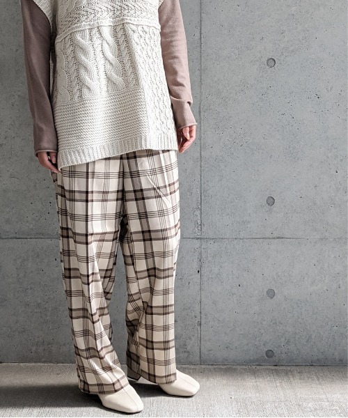 Per sist ence（パーシエンス）の「Per sist ence/パーシエンス　起毛チェック ストレートパンツ（その他パンツ・レディース・ベージュ/グレー・FREE）」の18枚目の写真