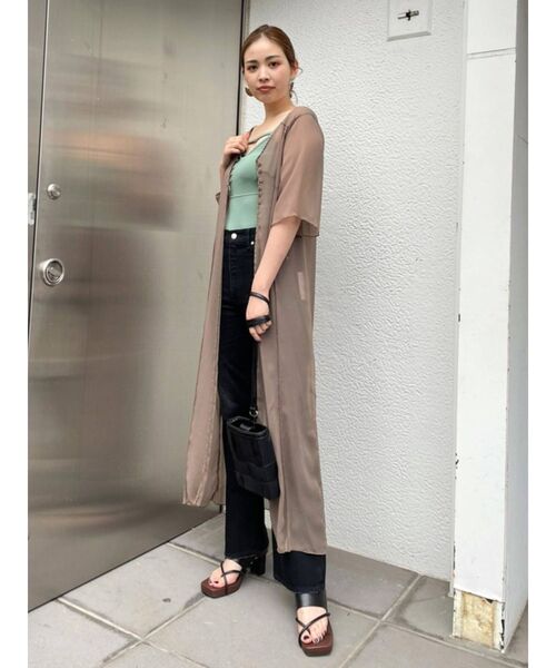 EMODA（エモダ）の「シアーリンクルロングシャツ（シャツ/ブラウス・レディース・ブラック/ブルー/ベージュ・FREE）」の17枚目の写真