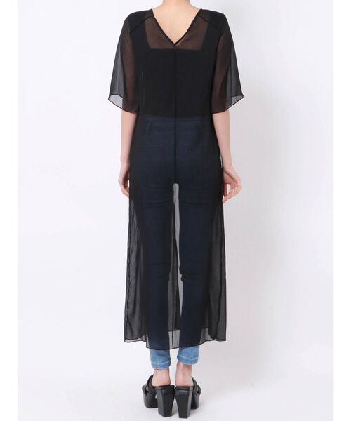 EMODA（エモダ）の「シアーリンクルロングシャツ（シャツ/ブラウス・レディース・ブラック/ブルー/ベージュ・FREE）」の7枚目の写真