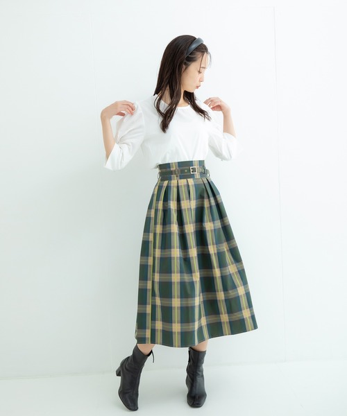 ADIRA（アディラ）の「メモリータフタチェックミディースカート（スカート・レディース・ベージュ/ブラック・MEDIUM）」の19枚目の写真