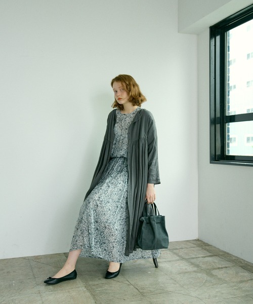 PUAL CE CIN（ピュアルセシン）の「線描きプリントプルオーバーブラウス（シャツ/ブラウス・レディース・モカ/ライトベージュ/チャコールグレー・FREE）」の9枚目の写真