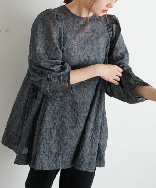 PUAL CE CIN（ピュアルセシン）の「線描きプリントプルオーバーブラウス（シャツ/ブラウス・レディース・モカ/ライトベージュ/チャコールグレー・FREE）」の22枚目の写真