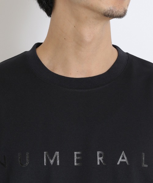 NUMERALS（ヌメラルズ）の「[NUMERALS]ファスナースリットロングプルオーバー（Tシャツ/カットソー・メンズ・ブラック/オフホワイト/ライトグリーン・MEDIUM/LARGE）」の8枚目の写真