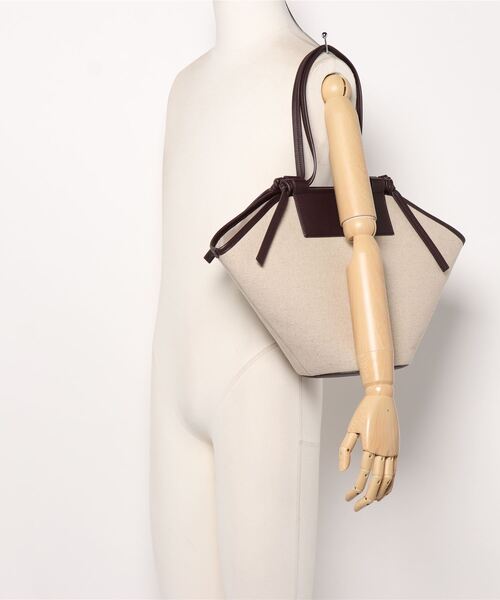 LA BELLE ETUDE（ラベルエチュード）の「【le vernis】ワイドバケツバッグ（トートバッグ・レディース・ブラウン・FREE）」の2枚目の写真