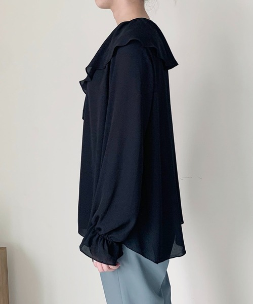 Luxe brille(リュクスブリエ)の「【セットアップ対応】フリルつけ衿2WAYブラウス(シャツ/ブラウス・レディース・ブラック系その他/オフホワイト/ホワイト系その他/ブラック・38)」の10枚目の写真