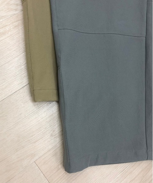 KIIT(キート)の「KIIT キート / HARD TWIST COTTON TRICOTINE OHMIZARASI FINISH MIL EASY PANTS ミリタリーイージーパンツ / KIM-P97-007(その他パンツ・メンズ・ブルーグレー/オリーブ・1/3/2)」の5枚目の写真