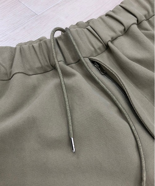 KIIT(キート)の「KIIT キート / HARD TWIST COTTON TRICOTINE OHMIZARASI FINISH MIL EASY PANTS ミリタリーイージーパンツ / KIM-P97-007(その他パンツ・メンズ・ブルーグレー/オリーブ・1/3/2)」の12枚目の写真
