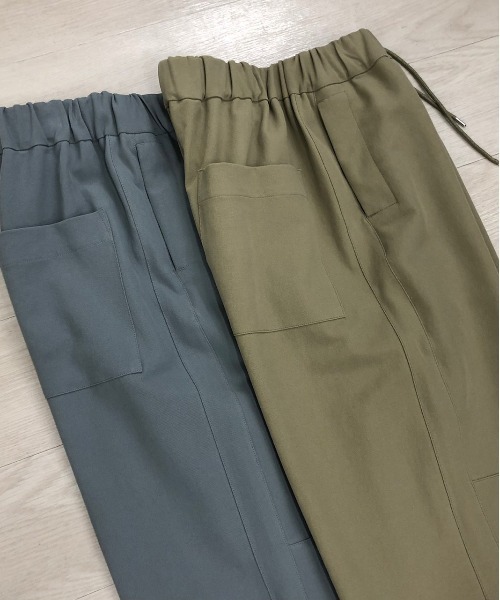 KIIT(キート)の「KIIT キート / HARD TWIST COTTON TRICOTINE OHMIZARASI FINISH MIL EASY PANTS ミリタリーイージーパンツ / KIM-P97-007(その他パンツ・メンズ・ブルーグレー/オリーブ・1/3/2)」の15枚目の写真