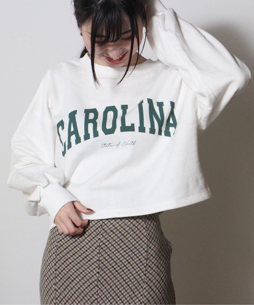 NOMAE（ノーマエ）の「【NOMAE】ショートカレッジロゴトレーナー（スウェット・レディース・ホワイト/ライトグレー/グレー/ライトグリーン/ダークブルー・FREE）」の2枚目の写真