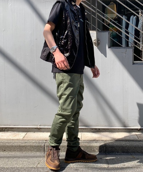 surt（サート）の「SURT (サート）SLIM CHINO スリムチノパンツ（チノパンツ・メンズ・ブラック/ベージュ/モカ/カーキ・SMALL/MEDIUM/LARGE/X-LARGE/X-SMALL）」の21枚目の写真