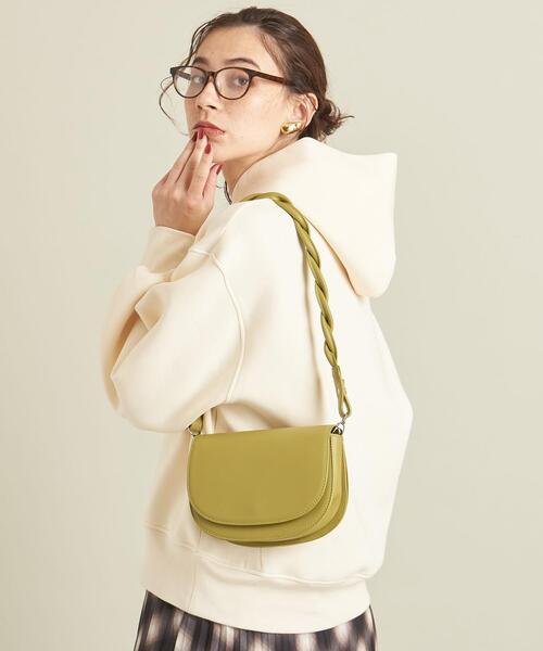 BEAUTY&YOUTH UNITED ARROWS(ビューティーアンドユースユナイテッドアローズ)の「【WEB限定】by ※ボリュームスリーブ フードプルオーバー -ウォッシャブル- ∴(パーカー・レディース・オフホワイト/ブラック/オレンジ/コバルトブルー・FREE)」の7枚目の写真