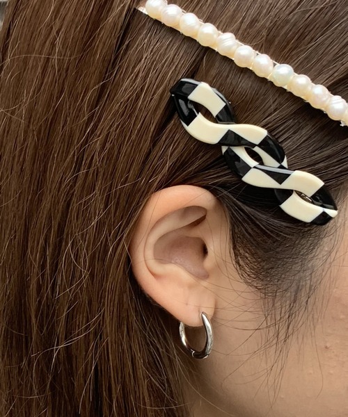 Me%（ミィパーセント）の「チェッカーローマピン（ヘアピン・レディース・ブラック/サックスブルー/ライトグレー・FREE）」の2枚目の写真