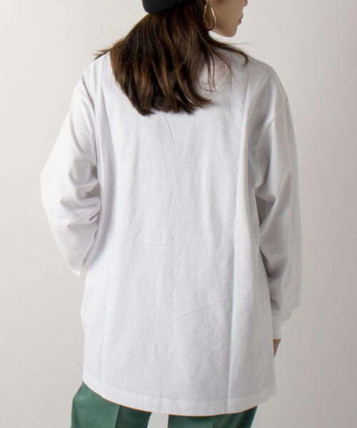 KELTY(ケルティ)の「【KELTY/ケルティ】GLOSTER別注 カーゴポケット付 ロングスリーブTシャツ(Tシャツ/カットソー・メンズ・ホワイト/チャコールグレー/ベージュ/オレンジ・MEDIUM/LARGE)」の7枚目の写真